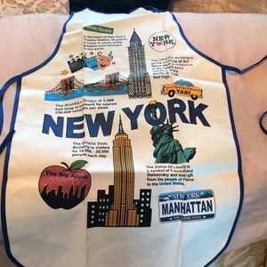 NWOT New York Apron Blue White